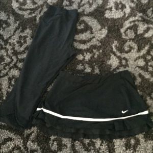 Nike Ruffle Tennis Skort Fila Crop Leggings Medium